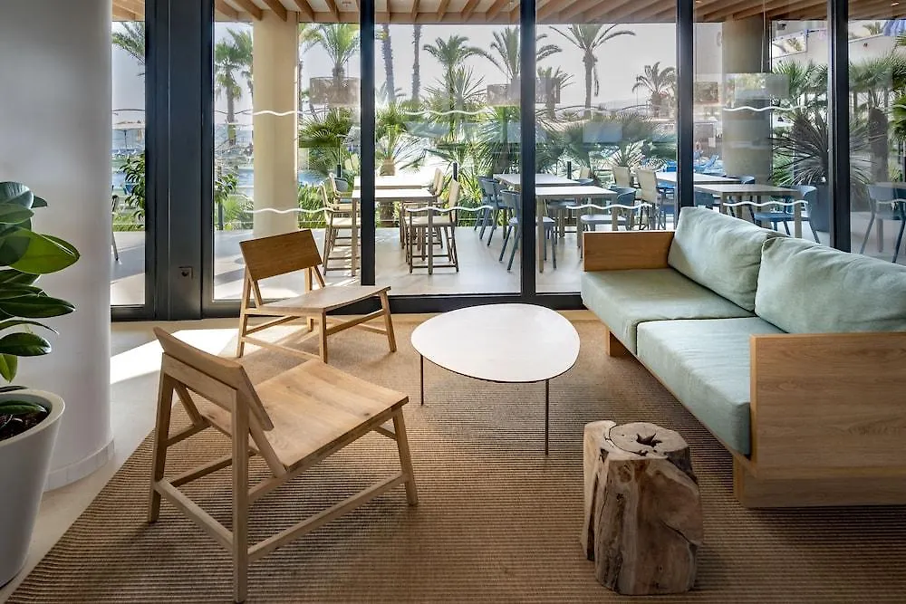 ****  Caprici Beach Hotel & Spa Santa Susanna Spain