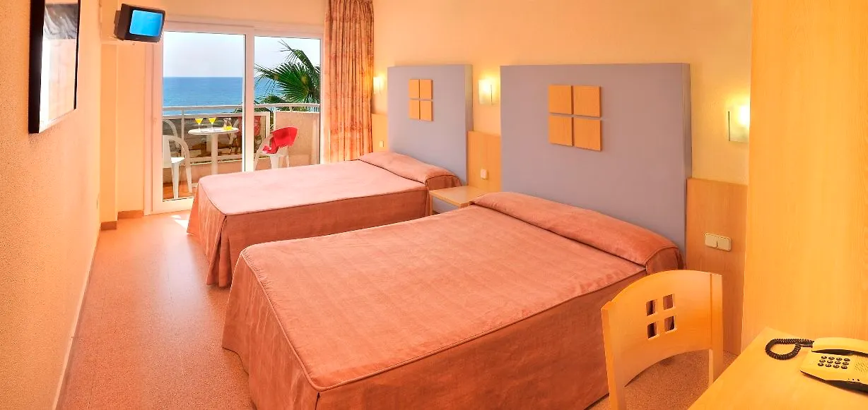 Caprici Beach Hotel & Spa Santa Susanna 4*,